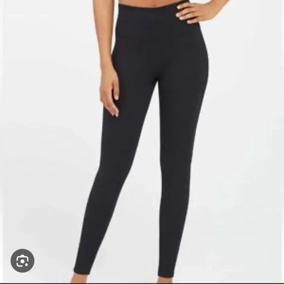 NWOT Spanx Ponte Leggings